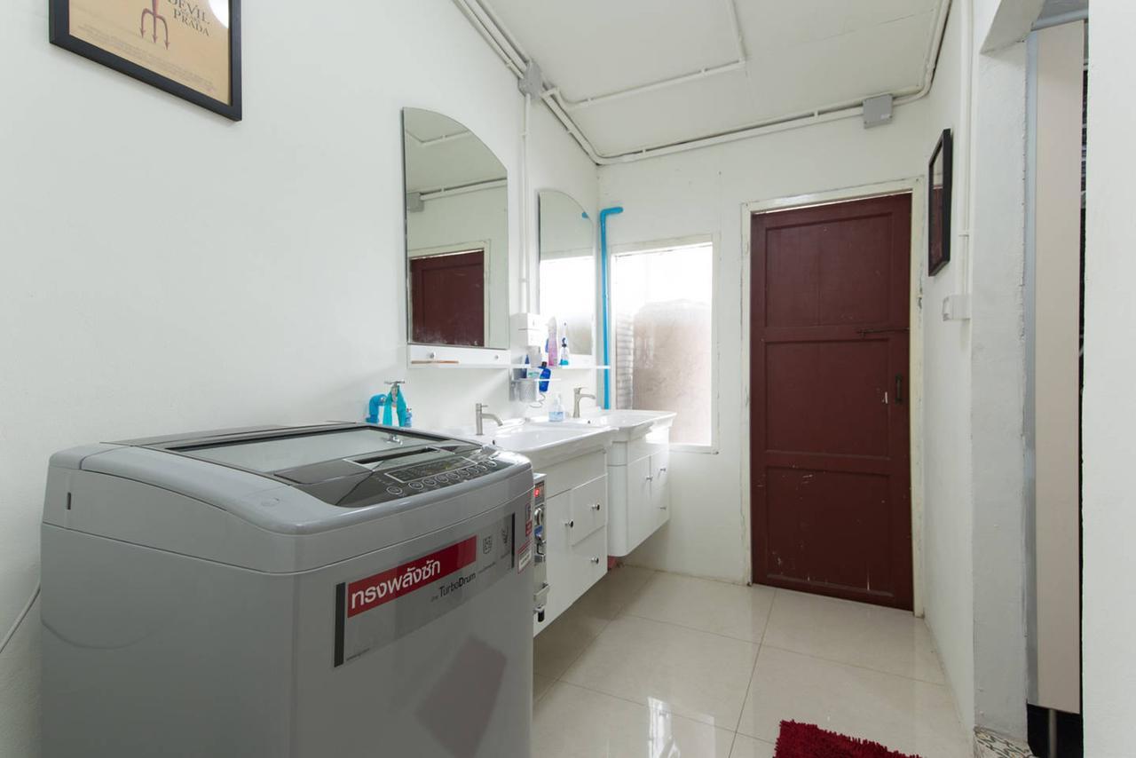 Mana Hostel Bangkok Extérieur photo